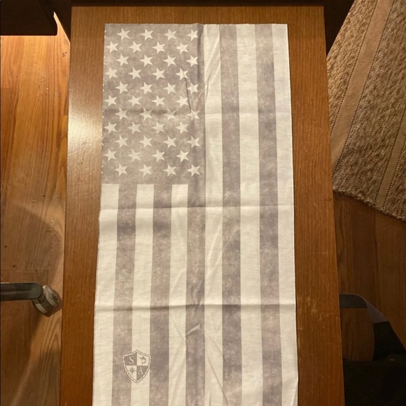 Whiteout Flag SA Co. Face Shield® - Picture 3 of 6